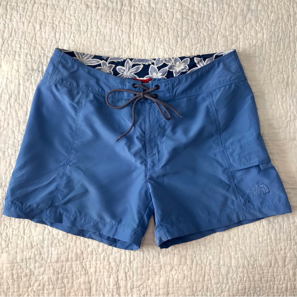 The North Face Lightweight Lace-Up Shorts Blue  Velcro Pocket Size 6